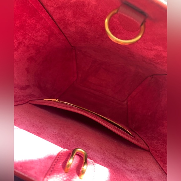 Authentic Celine Seau Sangle in Raspberry colour - Picture 5 of 12